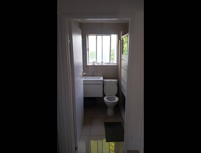 2 bed property to rent in LA COLLINE